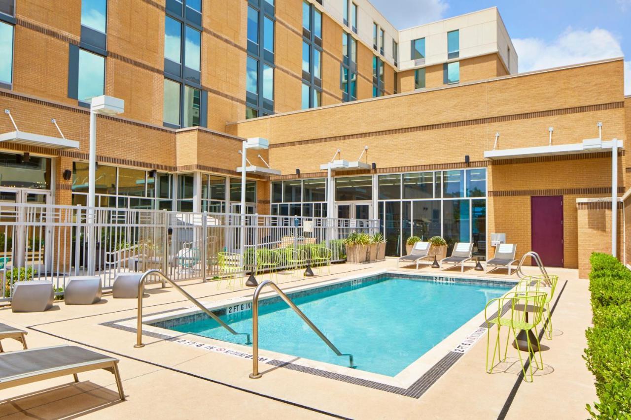 Aloft Austin At The Domain Hotel Exterior foto